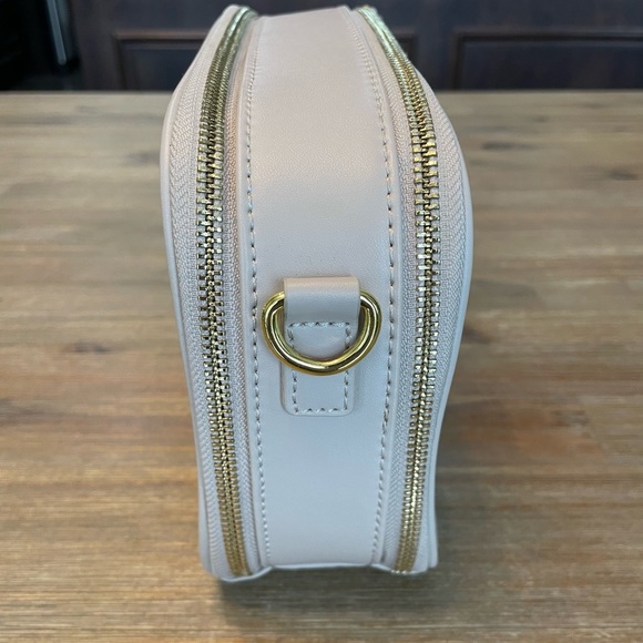 Joy & Iman Leather Crossbody Purse - Picture 4 of 5